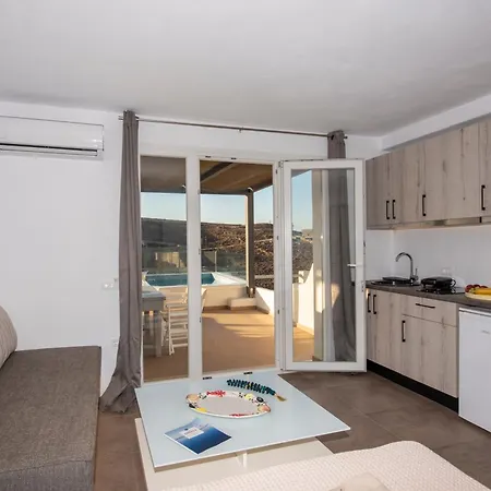 Myrsini's Luxury Merchia Ferienhaus *